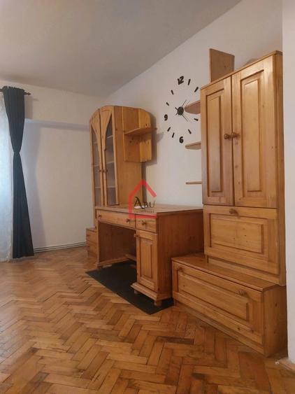 Garsonieră decomandată în Filiași