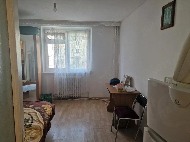 Garsonieră semidecomandată în Mărăței