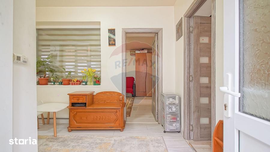 Casă cu 3 camere cu Teren 302 Mp în Bartolomeu