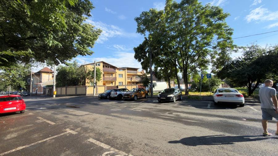 Teren Construcții intravilan de 95 mp, în Rahova