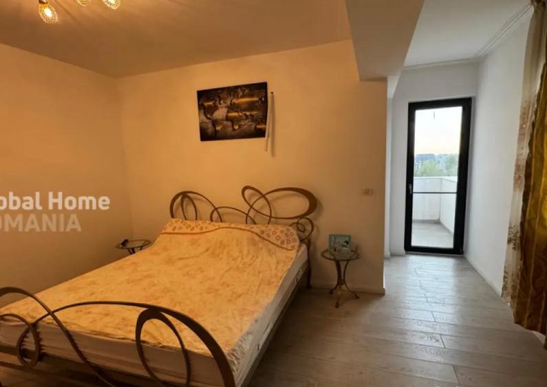 Apartament cu 4 camere decomandat, mobilat în Central