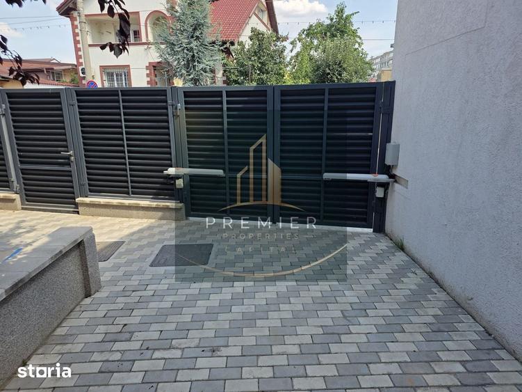 Casă individuală cu 5 camere cu Canalizare în 1 Mai