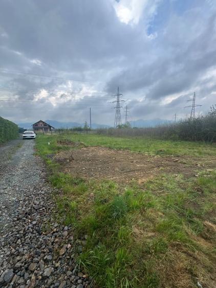 Teren Construcții extravilan de 743 mp, în Sud-Est