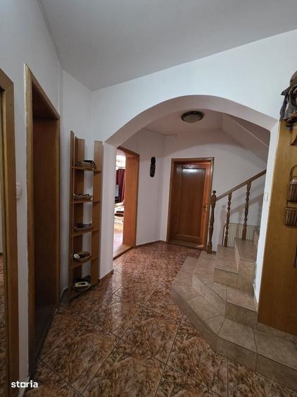 Casă cu 4 camere în Chișoda