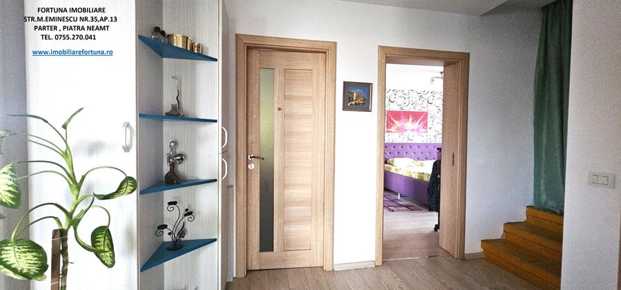 Casă cu 6 camere cu Teren 1059 Mp în Exterior Sud