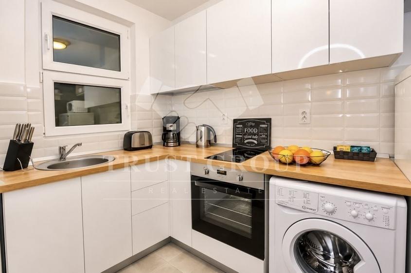 Apartament cu 2 camere semidecomandat, mobilat în Sala Palatului