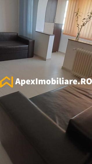 Apartament cu 3 camere decomandat în Dristor