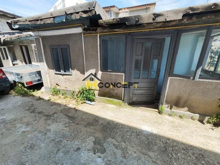 Apartament cu 4 camere decomandat în Titan