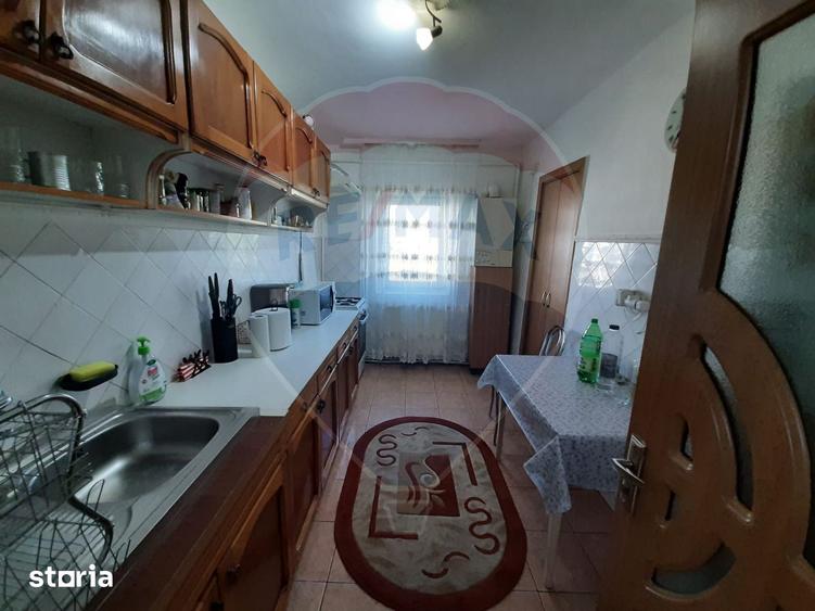 Apartament cu 2 camere, mobilat în Central