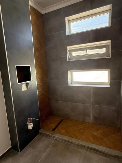 Casă cu Teren 416 Mp în Central