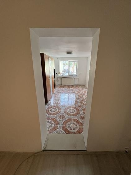 Corp de casa cu 2 camere - 2
