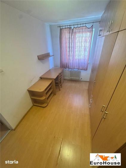 Apartament cu 2 camere în Cetate