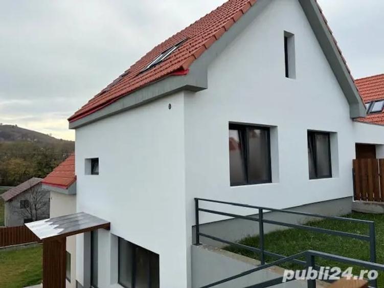 Casa limitrof Cluj-Napoca 285mp si 513mp curte, PF, CF. Pre? 295.000 euro - 4