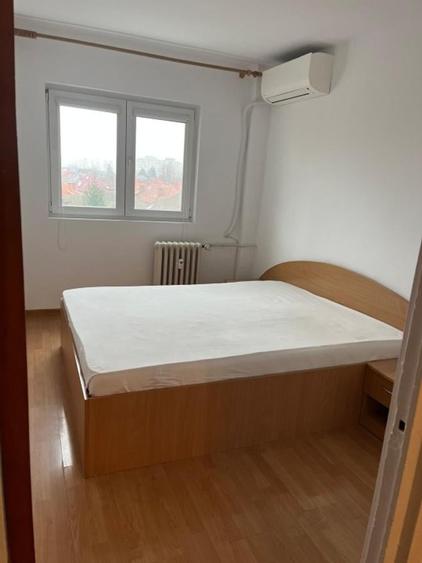Apartament cu 3 camere decomandat în Parcul Circului