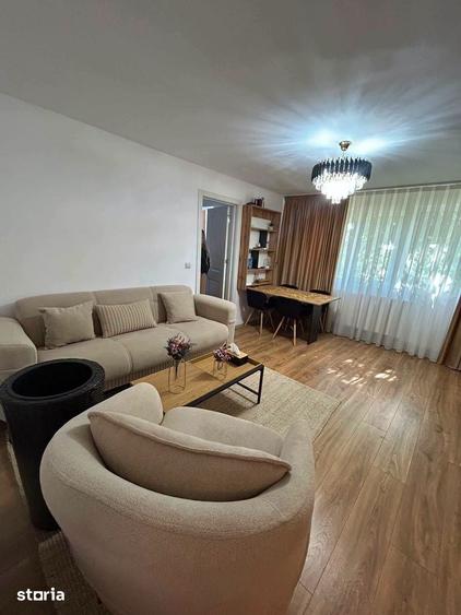 De vanzare apartament cu 3 camere, lux, etj 2, renovat complet 64000e - 3