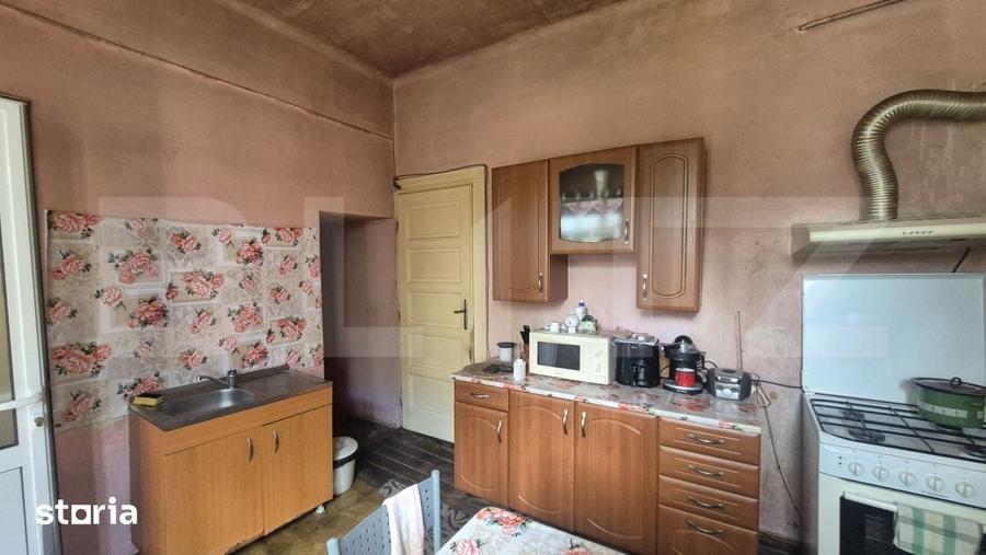 Casă cu 4 camere cu Teren 223 Mp în Central