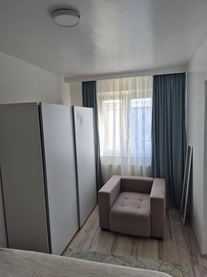 Apartament cu 2 camere semidecomandat în Dacia