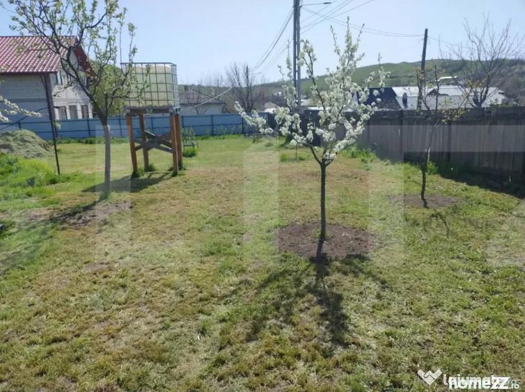 Casă cu 3 camere cu Teren 1200 Mp în Băiceni
