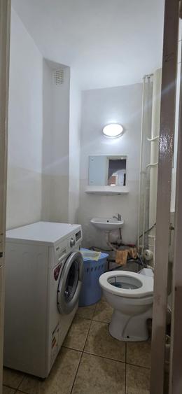 Apartament cu 3 camere decomandat în Gară