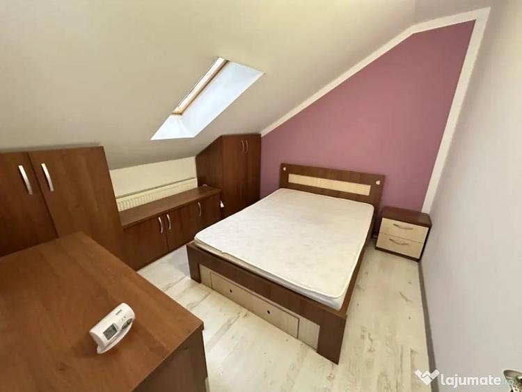 Apartament cu 3 camere semidecomandat în Tilișca