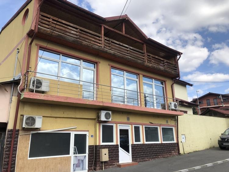 Casă cu 9 camere cu Teren 313 Mp în Pantelimon