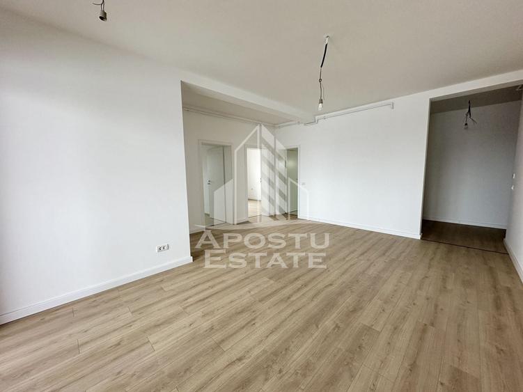 Apartament cu 3 camere semidecomandat în Giroc — fotografia 3