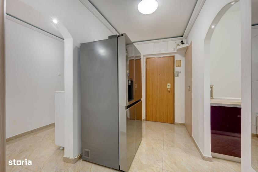 Apartament cu 4 camere decomandat în Berceni
