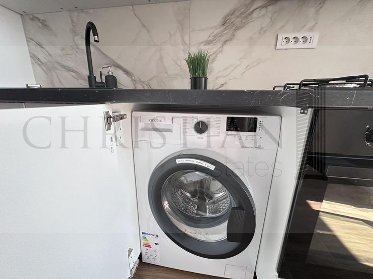 Apartament cu 2 camere decomandat, mobilat în Politehnica