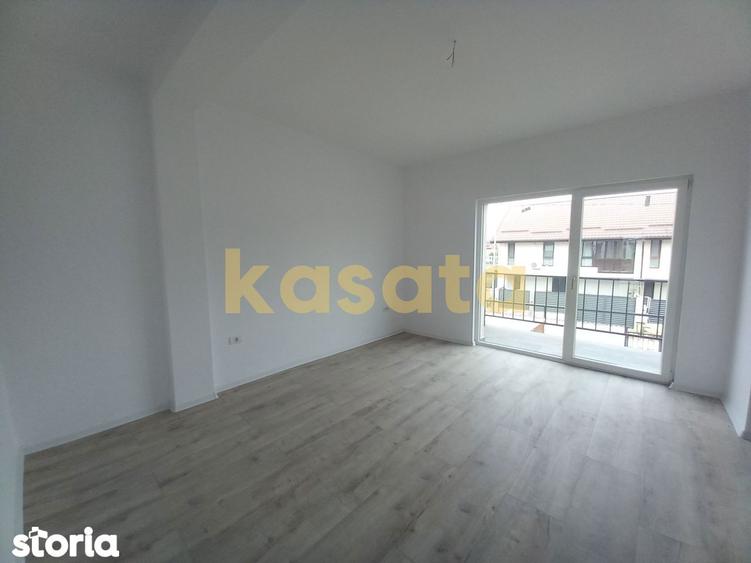 Casă cu 3 camere cu Canalizare în Central