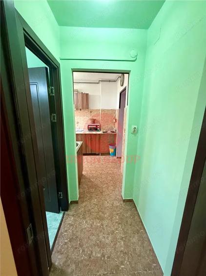 Apartament cu 2 camere semidecomandat în Tomis Nord