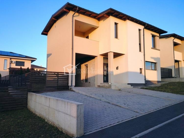 Casă cu 4 camere cu Teren 113 Mp în Dezmir