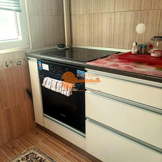 Apartament cu 2 camere decomandat, mobilat în Berceni