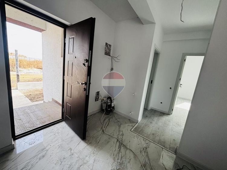 Casă individuală cu 3 camere cu Teren 385 Mp în Domnești