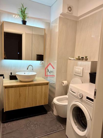Apartament cu 2 camere semidecomandat, mobilat în Copou