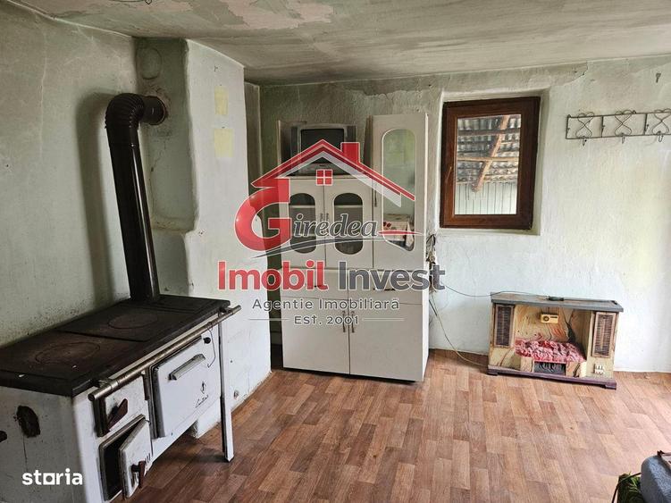 CASA 100MP |3 CAMERE| 2 PIVNITE| GARAJ| 3 ANEXE| SUPRAFATA TEREN 1318 - 9