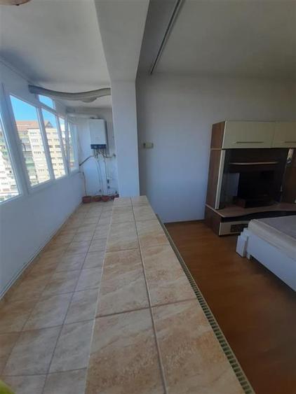 Apartament cu 3 camere decomandat în Mihai Viteazul