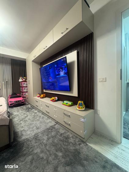Apartament cu 2 camere, mobilat în Central — fotografia 1