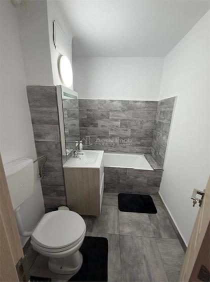 Apartament cu 2 camere decomandat în Ultracentral