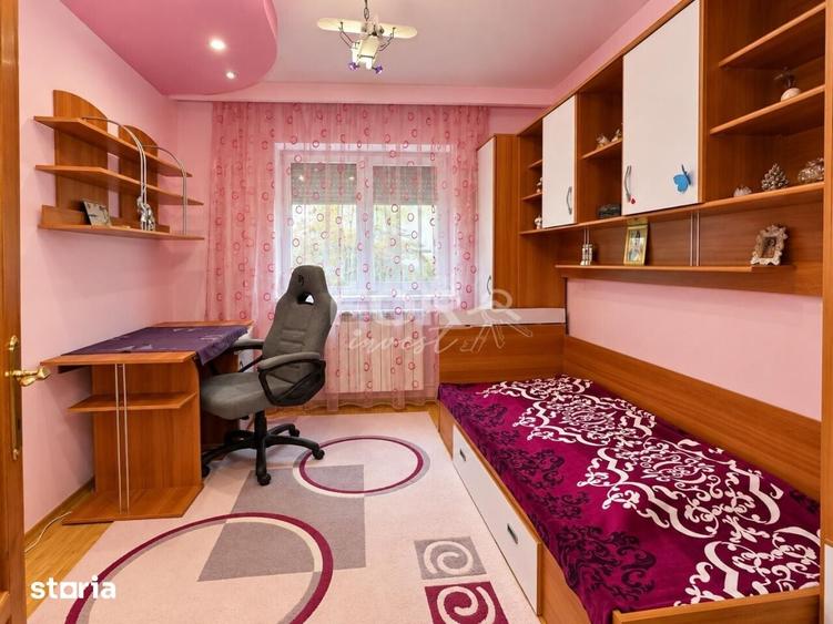 Apartament cu 3 camere decomandat în Nufărul