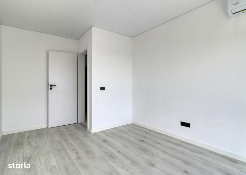 Apartament cu 3 camere decomandat în Berceni