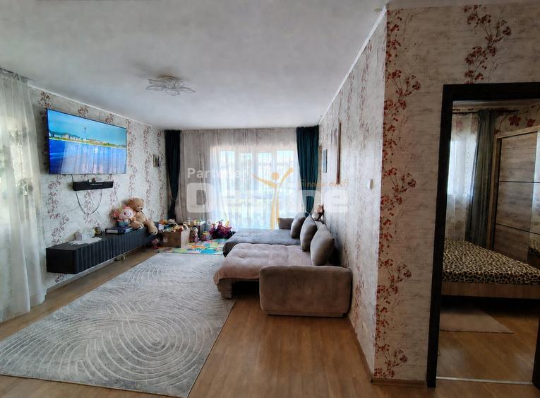 Apartament cu 2 camere, mobilat în Tătărași