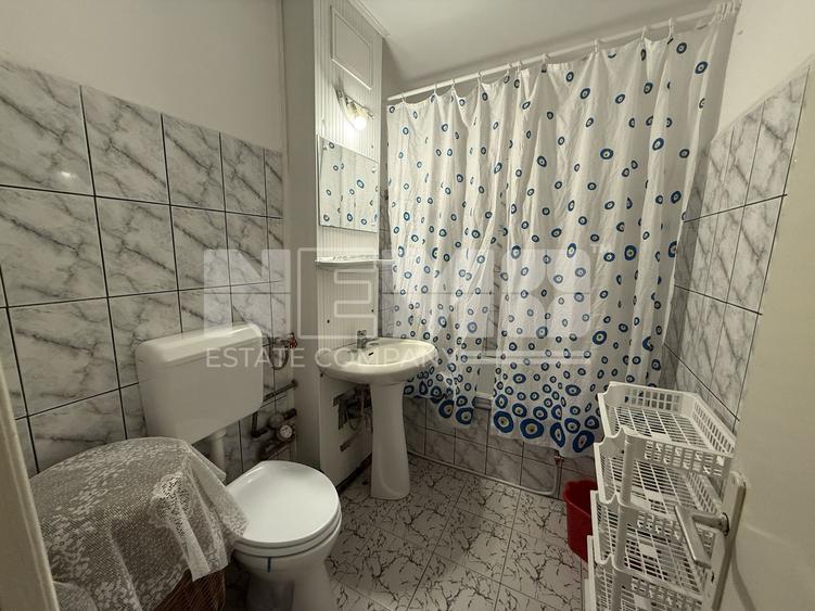 Apartament cu 2 camere semidecomandat, mobilat în Central