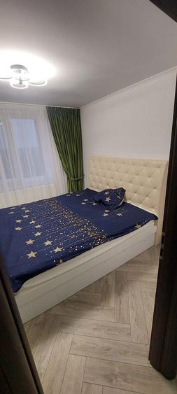 Apartament cu 3 camere decomandat în Zahana
