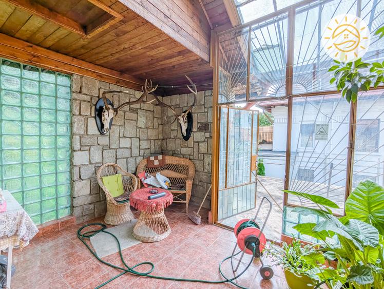 Casă cu 6 camere cu Teren 546 Mp în Centrul Istoric