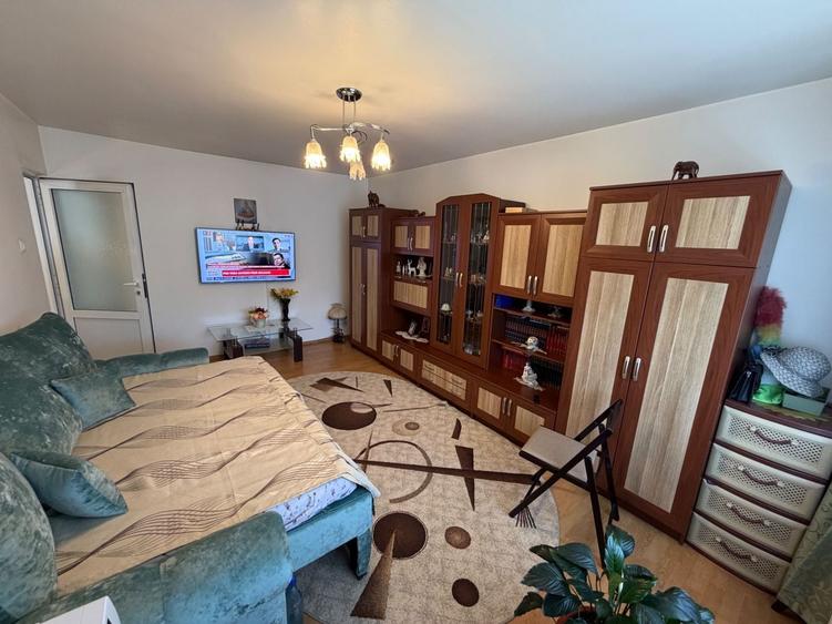 Apartament cu 2 camere în Cetate