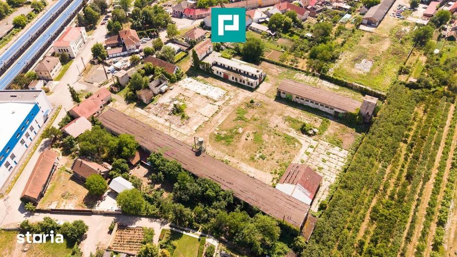 Spațiu comercial, de 700 mp, în Central