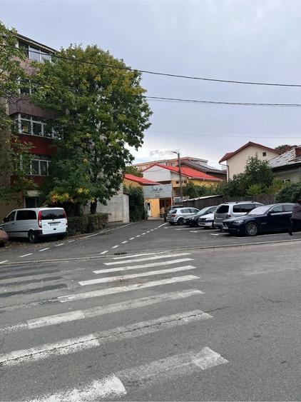 Spațiu comercial, de 30 mp, în Rovine