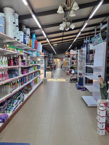 Spațiu comercial, de 598 mp, în Lespezi