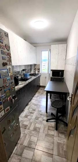 Apartament cu 2 camere decomandat, mobilat în Florești