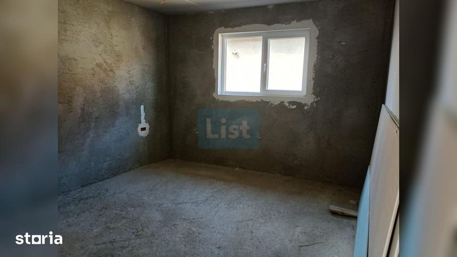 Casă cu 3 camere cu Teren 457 Mp în Braniștea